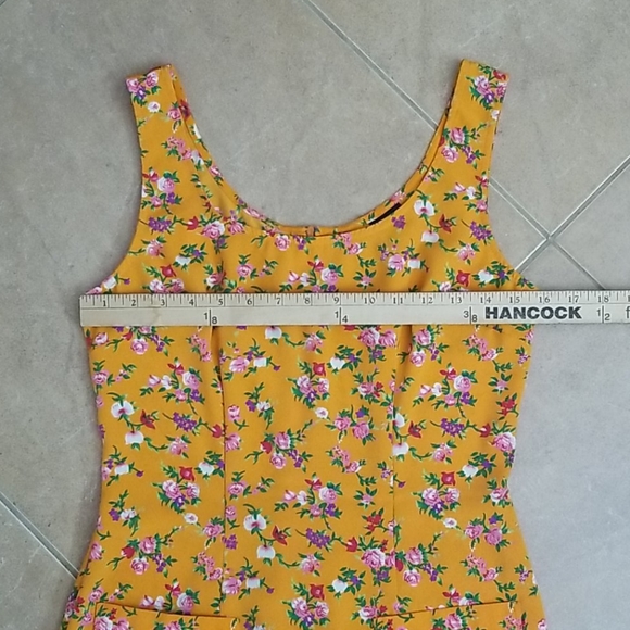 SOLD!!VTG Knapp Studio California Floral Dress - Picture 4 of 8